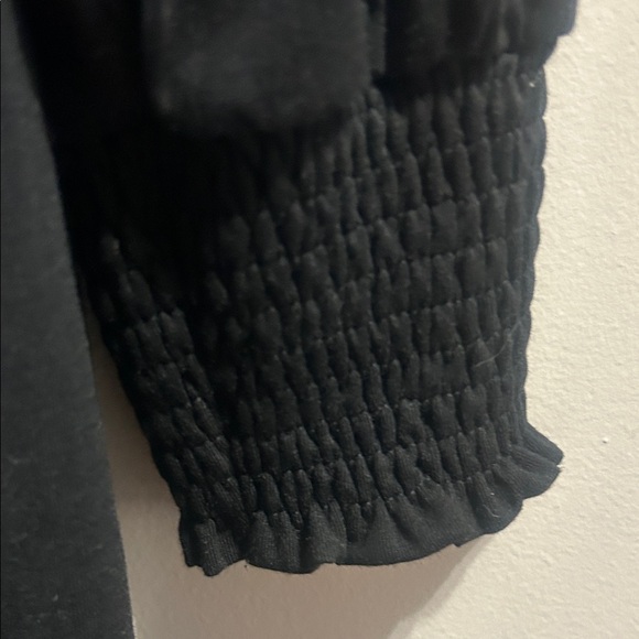 Elegant Black Jumpsuit by Bandolino - Picture 12 of 13